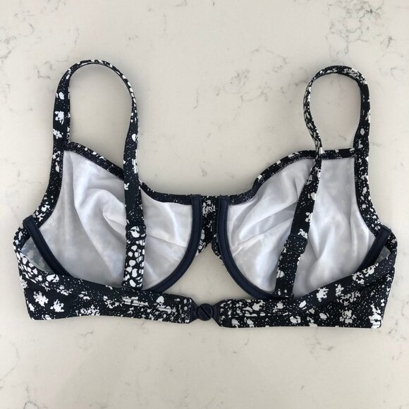 Sunmarin Beach Fashion Swim Nylon/Elastane Bikini Top Navy + White Sz 10 NWOT - Picture 5 of 9